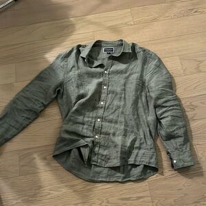 Never worn green linen shirt